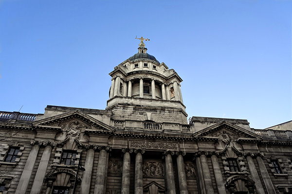 The Old Bailey Art De Cade.